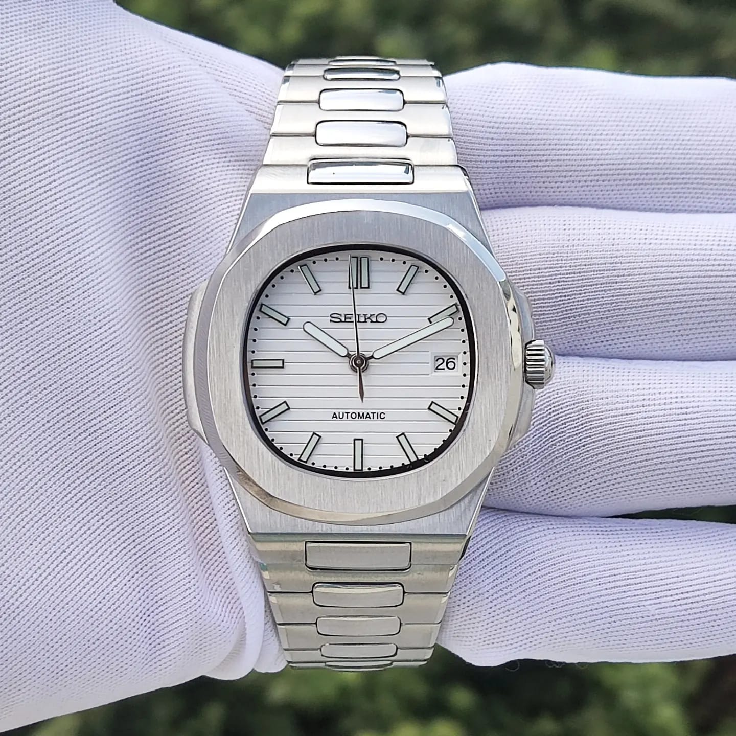 SEIKOLUS | WHITE
