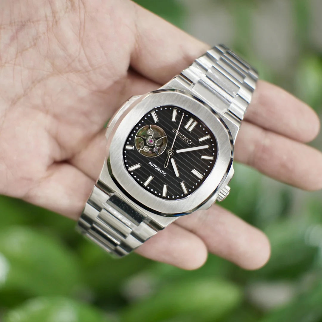 SEIKOLUS | OPEN HEART BLACK
